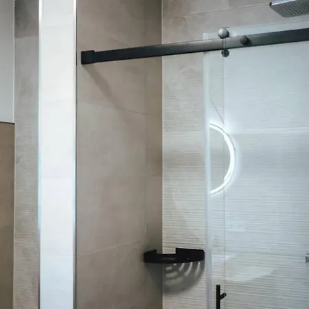 아파트 Seeblick & Terrasse! Moderne 96qm 그로스래셴