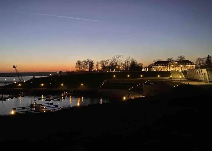 Seeblick & Terrasse! Moderne 96qm Apartment