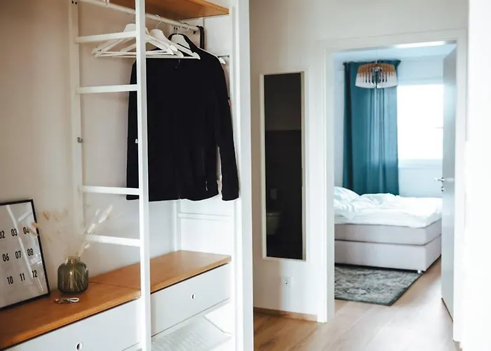 Seeblick & Terrasse! Moderne 96qm